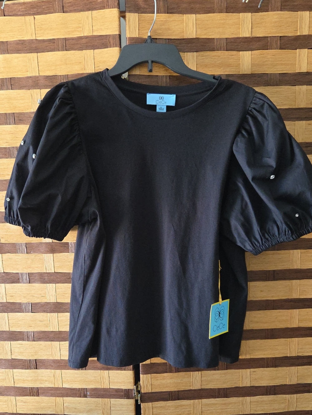 NWt! CeCe Puffed Diamond Sleeve Black